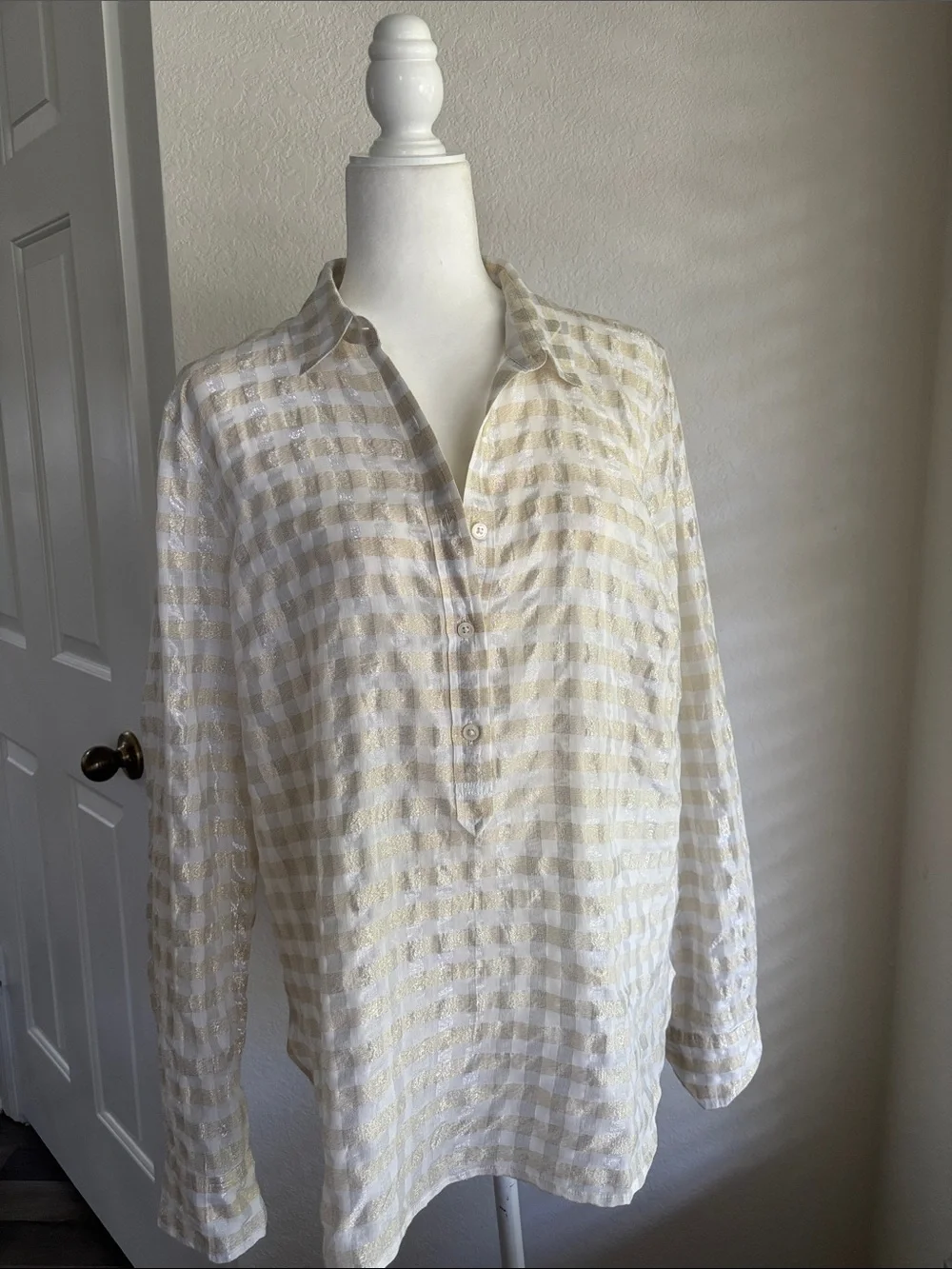J. Crew White and Gold Soft Shimmer Metallic Check 5 Button Pop Over Shirt